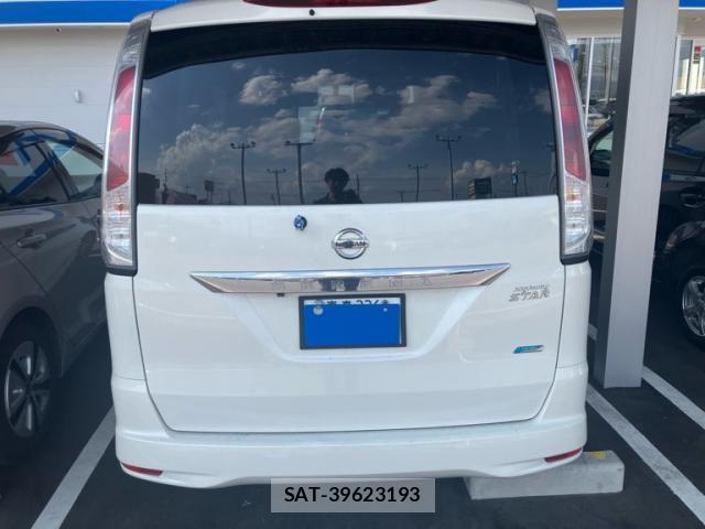 Nissan SERENA 2012-05 7457605-2