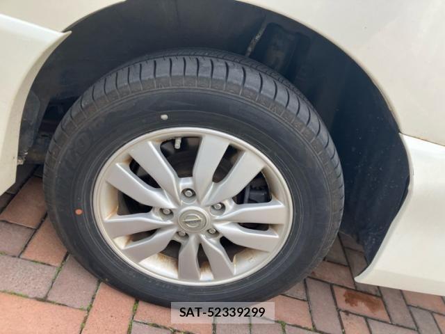 Nissan SERENA 2011-06 7457607-10