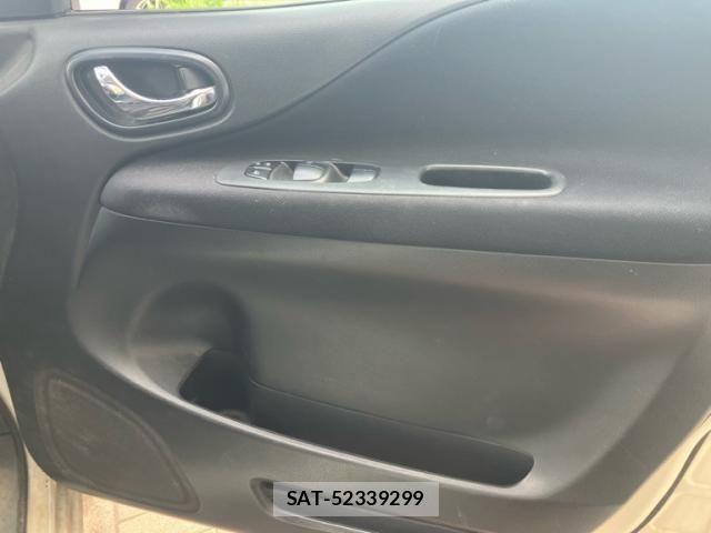 Nissan SERENA 2011-06 7457607-14