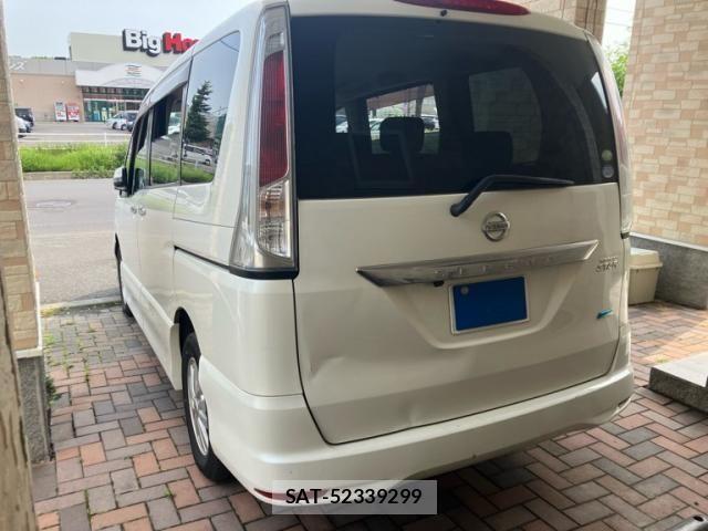 Nissan SERENA 2011-06 7457607-6