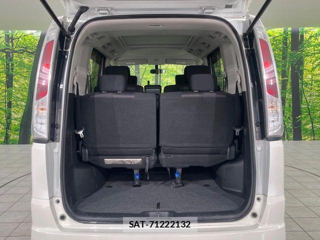 Nissan SERENA 2010-12 7502755-10