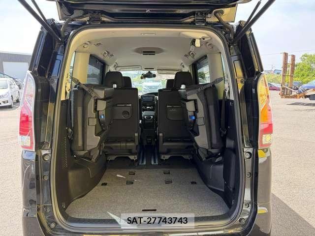 Nissan SERENA 2021-11 7502753-28