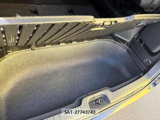 Nissan SERENA 2021-11 7502753-29
