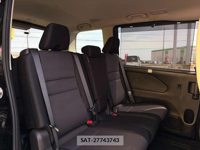 Nissan SERENA 2021-11 7502753-3