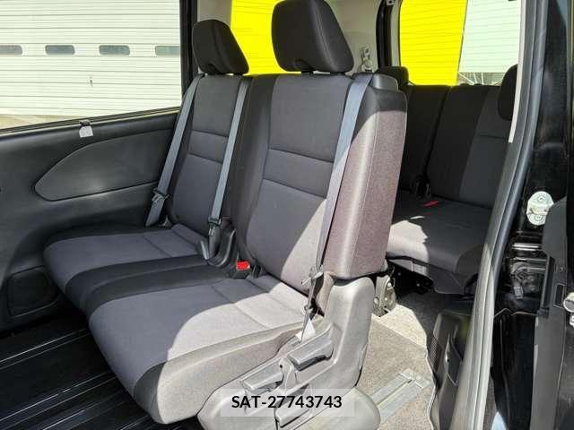 Nissan SERENA 2021-11 7502753-6