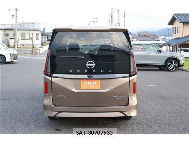Nissan SERENA 2024-12 7619866-19