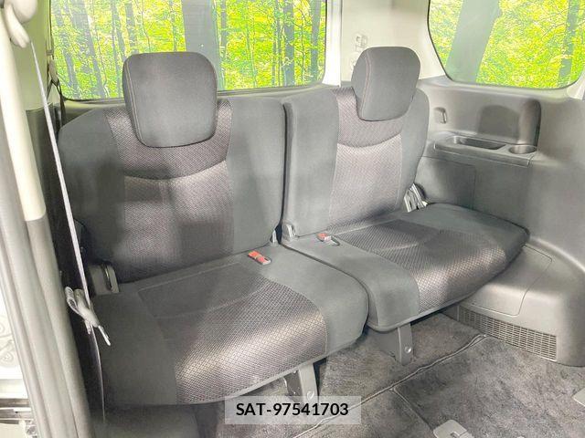 Nissan SERENA 2011-11 7619869-10