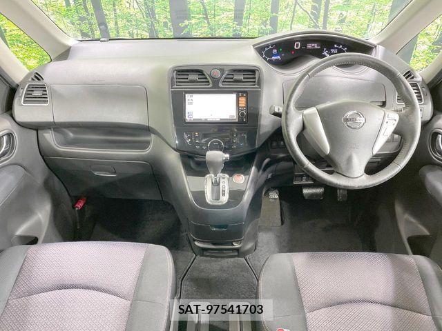 Nissan SERENA 2011-11 7619869-1