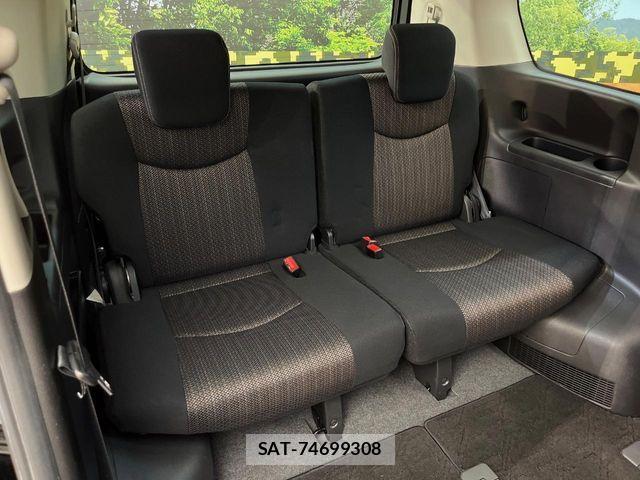Nissan SERENA 2014-03 7619868-11