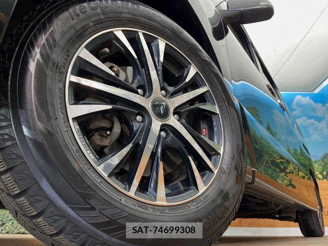 Nissan SERENA 2014-03 7619868-14