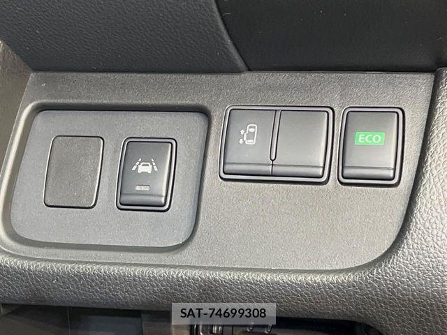Nissan SERENA 2014-03 7619868-6