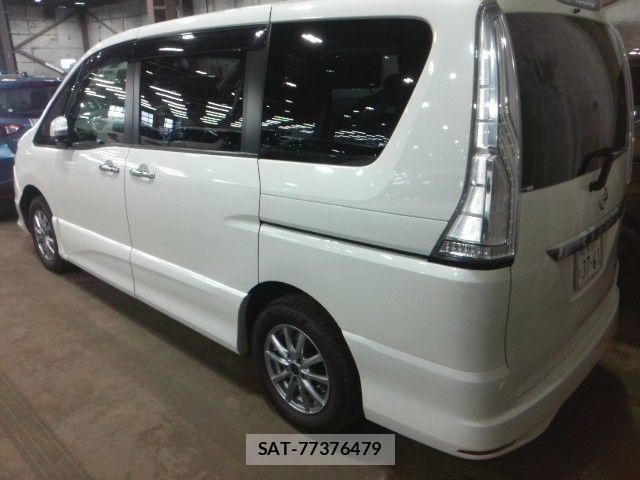 Nissan SERENA 2014-10 7728402-2