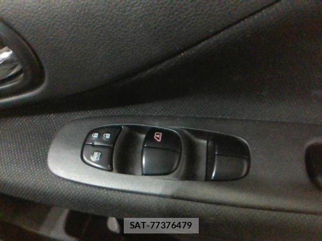 Nissan SERENA 2014-10 7728402-4