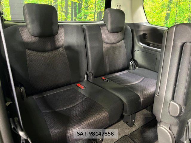 Nissan SERENA 2011-01 7789000-10