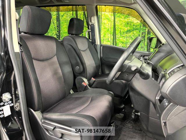 Nissan SERENA 2011-01 7789000-8