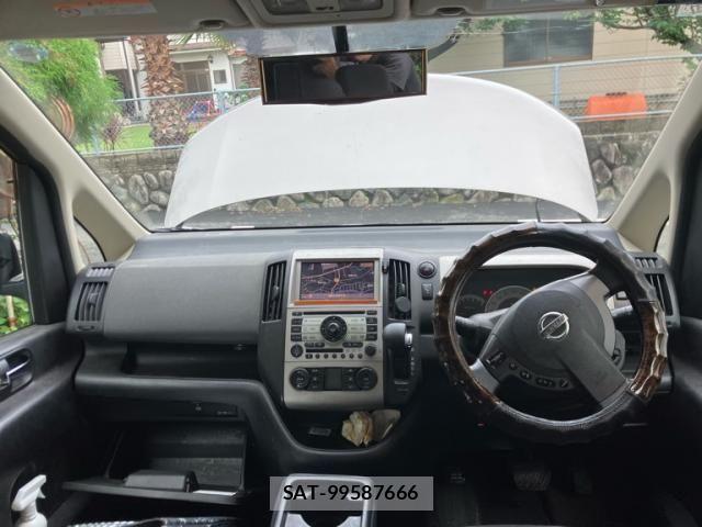 Nissan SERENA 2005-07 7879351-15