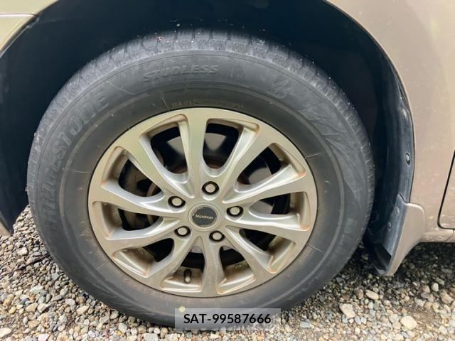 Nissan SERENA 2005-07 7879351-4