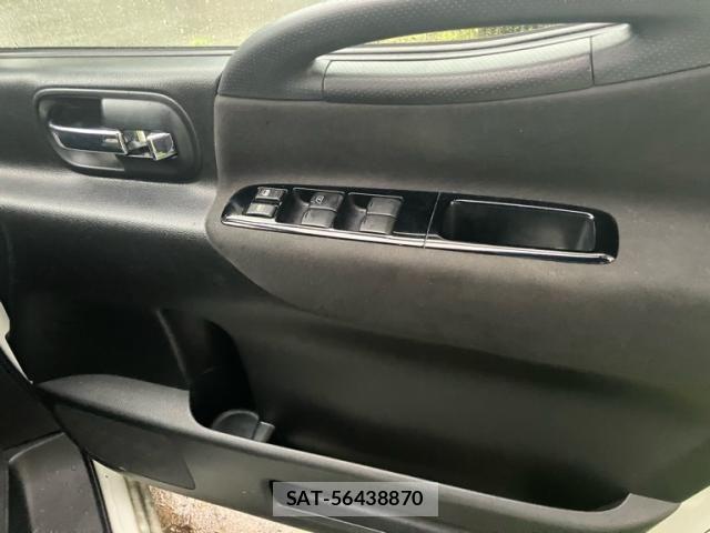 Nissan SERENA 2009-03 7879349-17