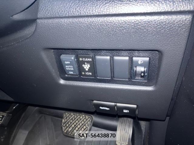 Nissan SERENA 2009-03 7879349-18