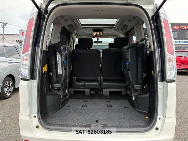 Nissan SERENA 2012-03 7963690-13