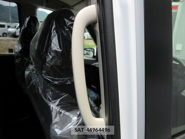 Nissan SERENA 2026-06 7963688-17