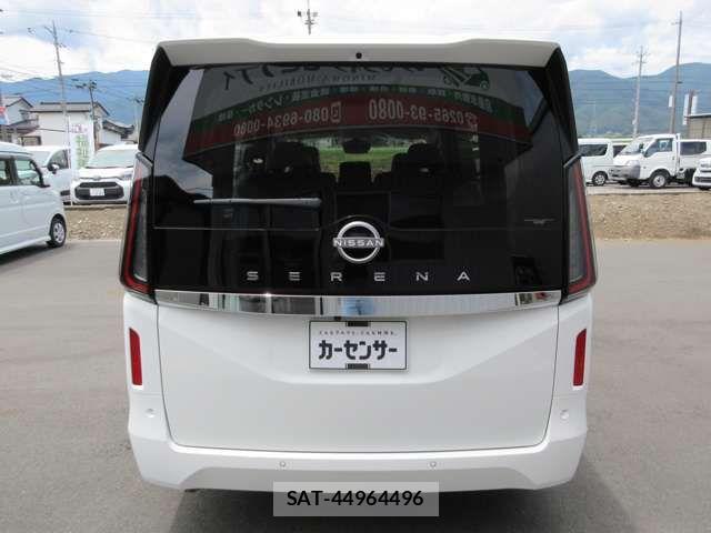 Nissan SERENA 2026-06 7963688-5