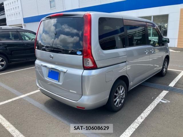 Nissan SERENA 2010-01 7963691-3