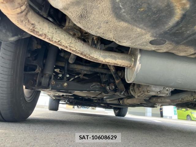 Nissan SERENA 2010-01 7963691-8