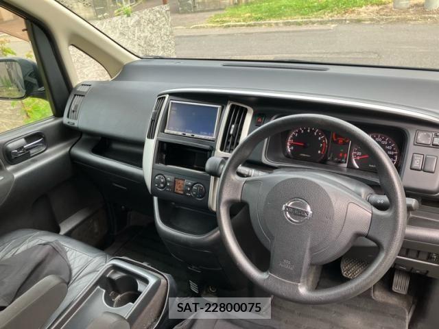 Nissan SERENA 2010-03 7980960-19