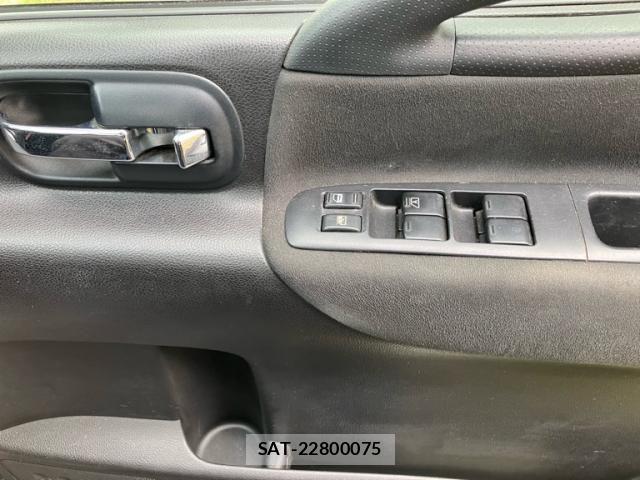 Nissan SERENA 2010-03 7980960-21