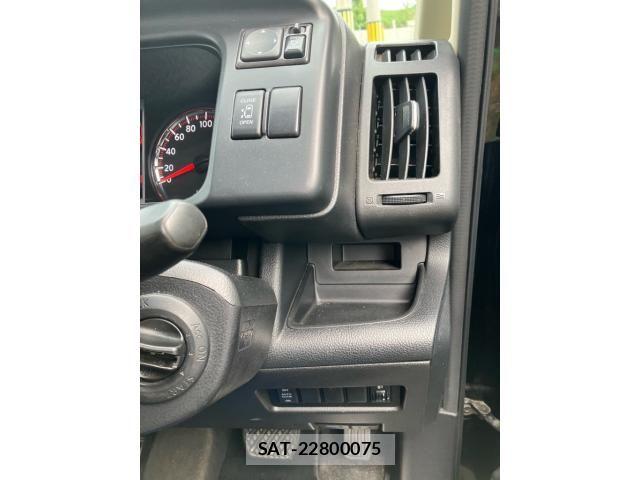 Nissan SERENA 2010-03 7980960-22