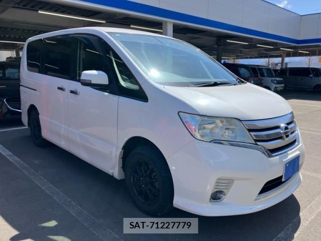 Nissan SERENA 2013-07 7980961-4