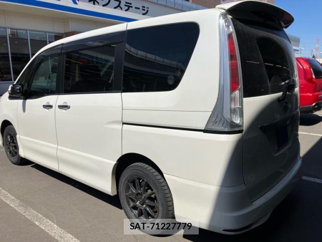 Nissan SERENA 2013-07 7980961-6