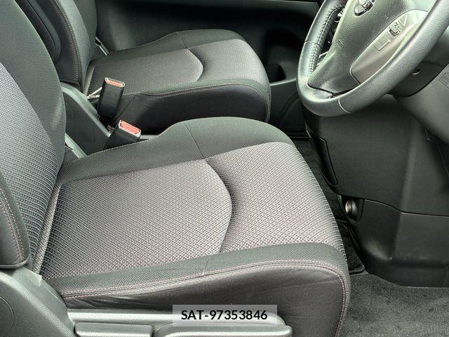 Nissan SERENA 2013-11 8075510-9
