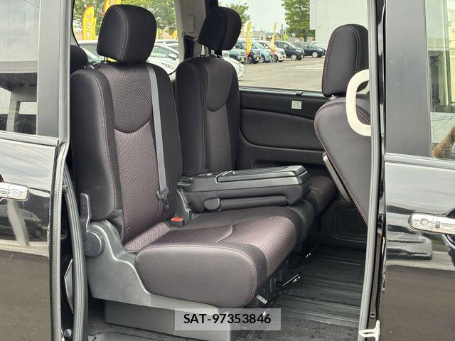 Nissan SERENA 2013-11 8075510-10