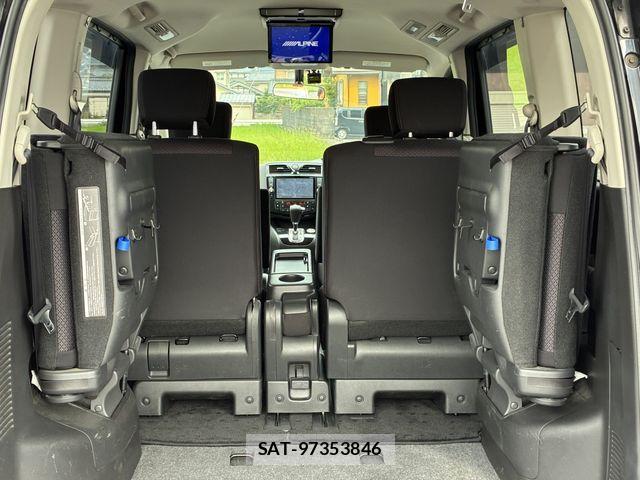 Nissan SERENA 2013-11 8075510-12