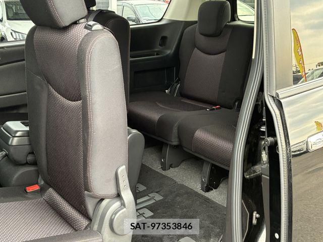 Nissan SERENA 2013-11 8075510-15