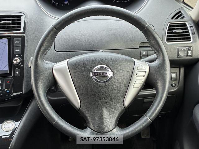 Nissan SERENA 2013-11 8075510-19