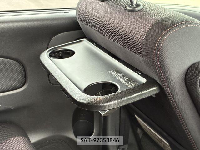 Nissan SERENA 2013-11 8075510-25