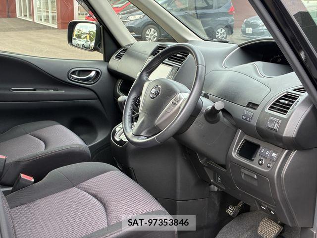 Nissan SERENA 2013-11 8075510-8