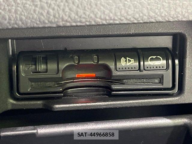 Nissan SERENA 2014-02 8075508-4