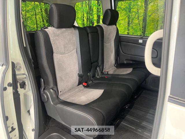 Nissan SERENA 2014-02 8075508-8