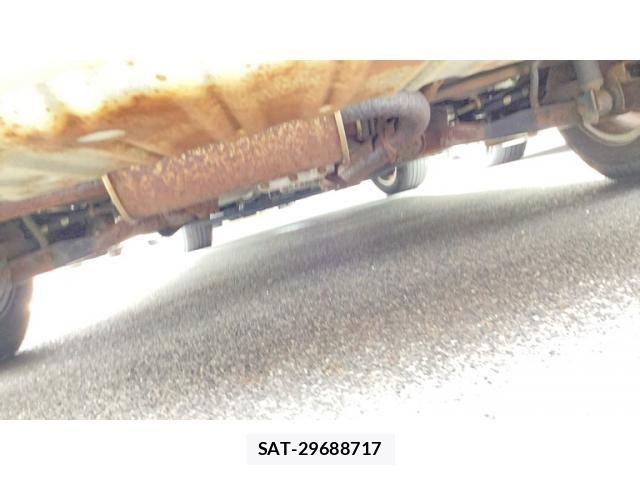 Nissan SERENA 2010-12 8101810-15