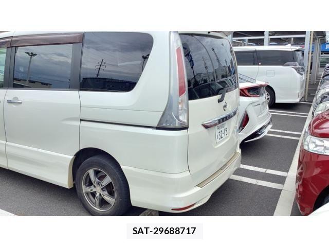 Nissan SERENA 2010-12 8101810-2