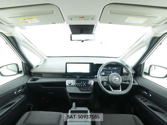 Nissan SERENA 2023-09 8101808-4