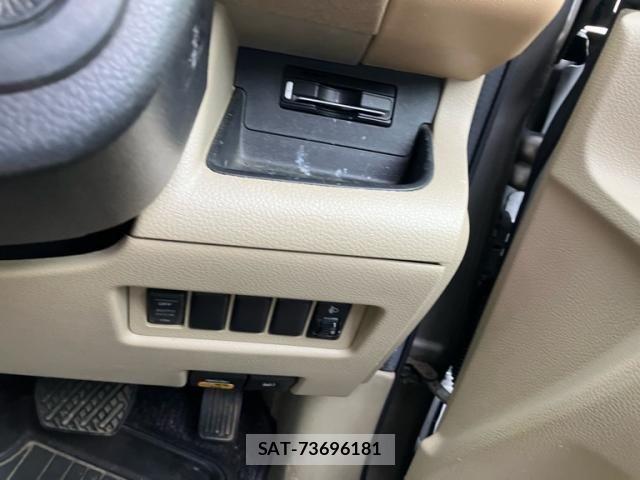 Nissan SERENA 2007-10 8101814-20