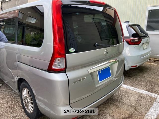 Nissan SERENA 2007-10 8101814-5