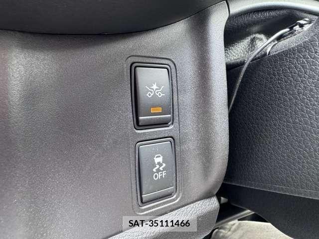 Nissan SERENA 2017-08 8101811-14
