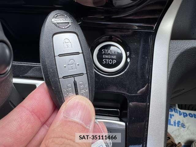Nissan SERENA 2017-08 8101811-18