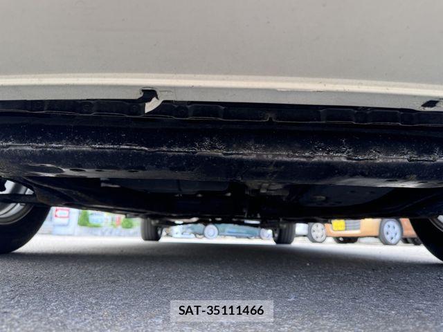 Nissan SERENA 2017-08 8101811-29